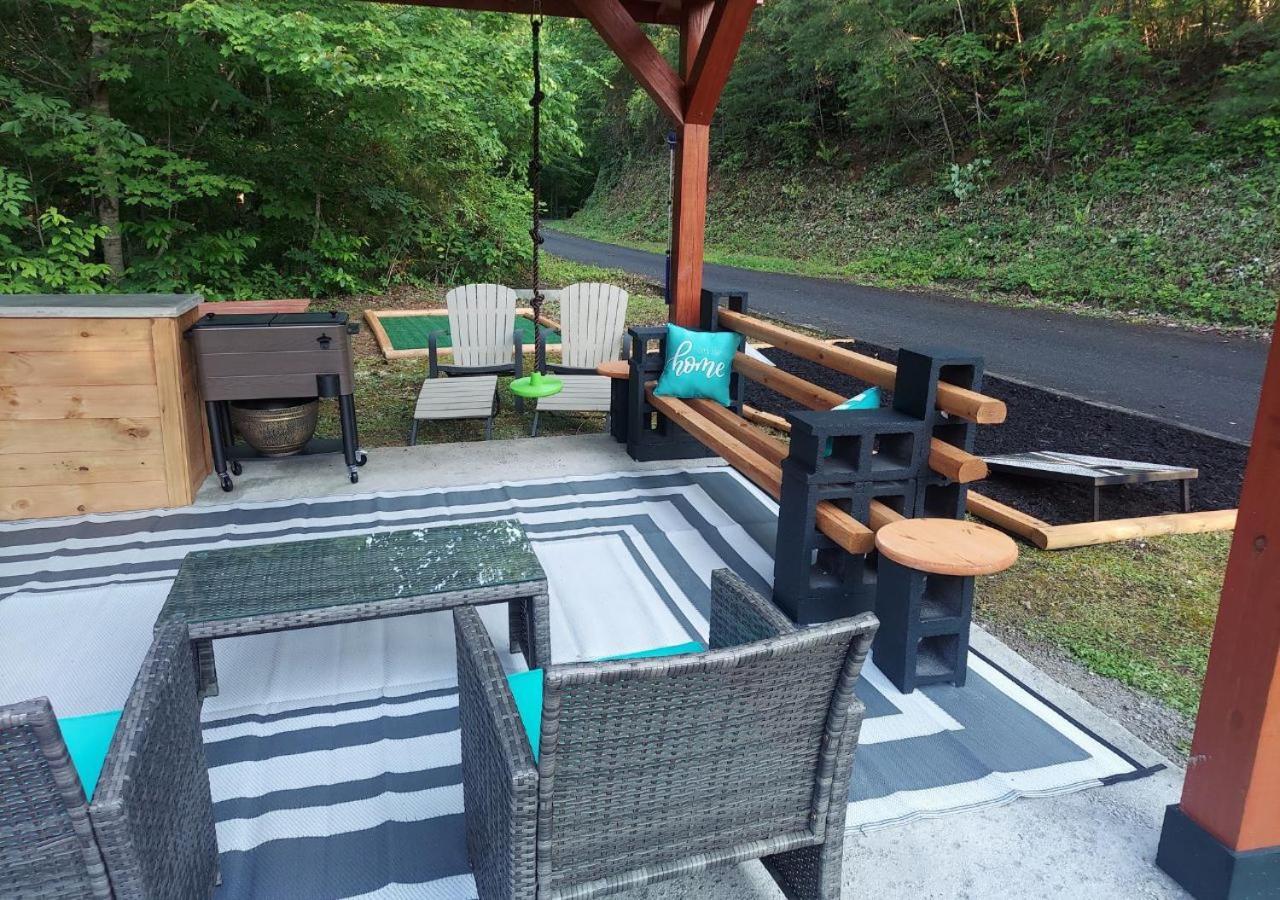 סביירוויל Fabulous Pet-Friendly, Family Cabin With Outdoor Kitchen, Hot Tub, Sauna, Fireplace, Theater Room, Arcade, Pool Table, And Fire Pit Within Minuties Of Dollywood מראה חיצוני תמונה