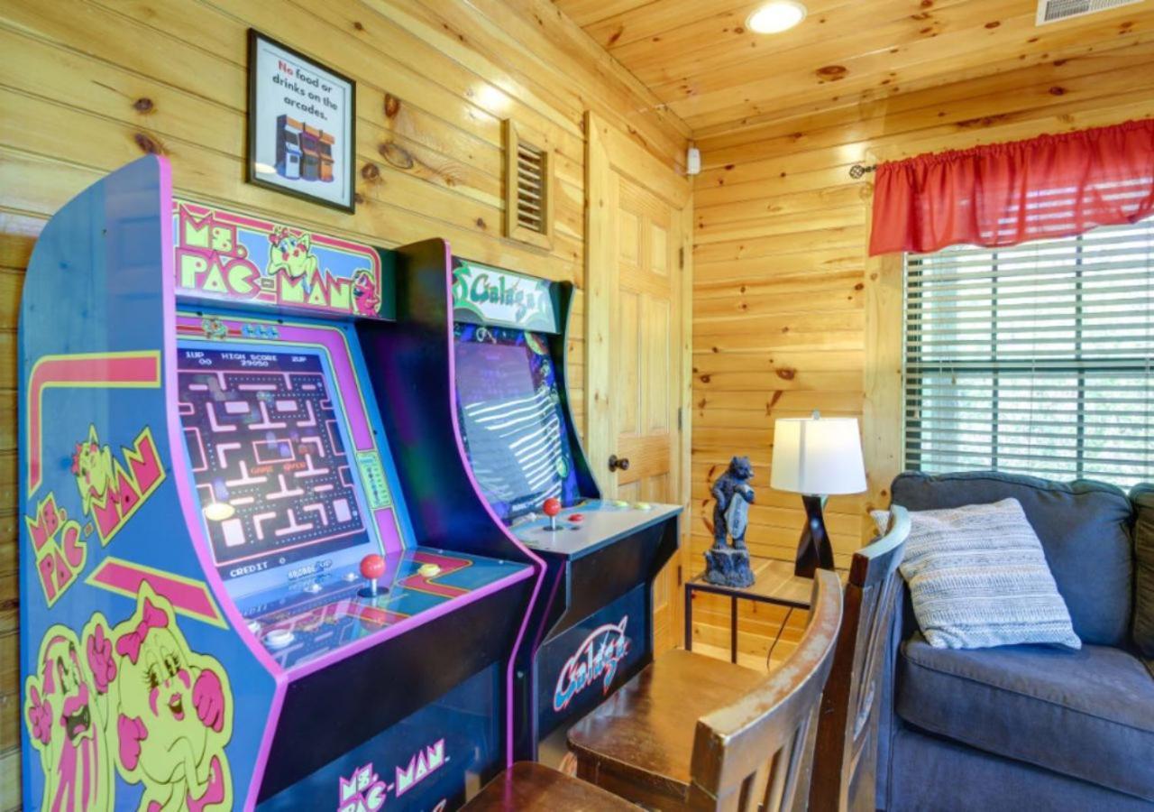 סביירוויל Fabulous Pet-Friendly, Family Cabin With Outdoor Kitchen, Hot Tub, Sauna, Fireplace, Theater Room, Arcade, Pool Table, And Fire Pit Within Minuties Of Dollywood מראה חיצוני תמונה