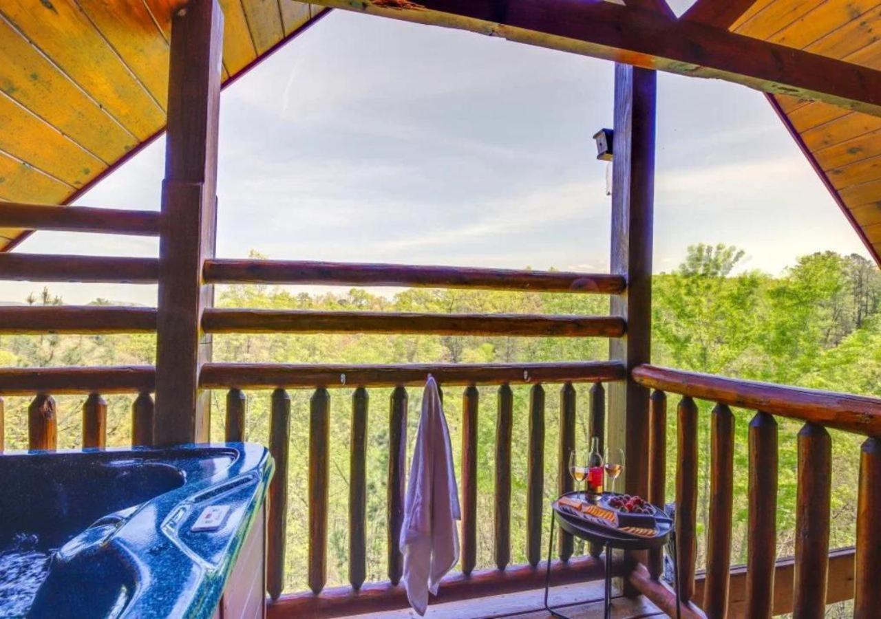 סביירוויל Fabulous Pet-Friendly, Family Cabin With Outdoor Kitchen, Hot Tub, Sauna, Fireplace, Theater Room, Arcade, Pool Table, And Fire Pit Within Minuties Of Dollywood מראה חיצוני תמונה