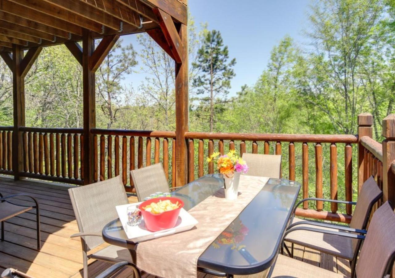 סביירוויל Fabulous Pet-Friendly, Family Cabin With Outdoor Kitchen, Hot Tub, Sauna, Fireplace, Theater Room, Arcade, Pool Table, And Fire Pit Within Minuties Of Dollywood מראה חיצוני תמונה