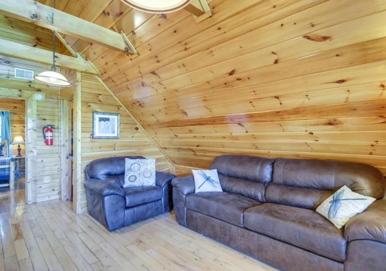 סביירוויל Fabulous Pet-Friendly, Family Cabin With Outdoor Kitchen, Hot Tub, Sauna, Fireplace, Theater Room, Arcade, Pool Table, And Fire Pit Within Minuties Of Dollywood מראה חיצוני תמונה