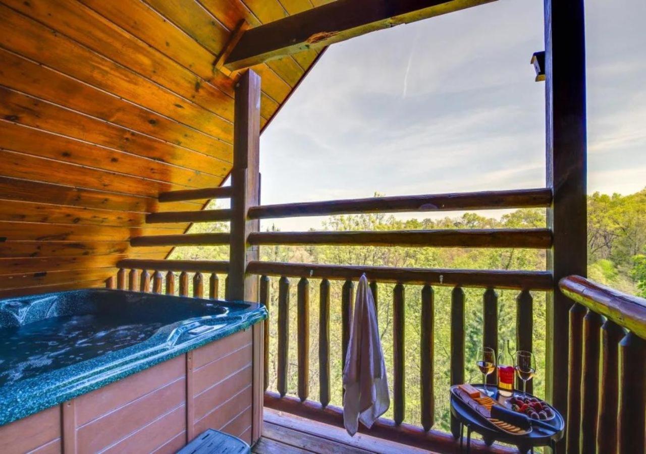סביירוויל Fabulous Pet-Friendly, Family Cabin With Outdoor Kitchen, Hot Tub, Sauna, Fireplace, Theater Room, Arcade, Pool Table, And Fire Pit Within Minuties Of Dollywood מראה חיצוני תמונה
